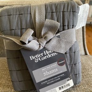 Better Homes & Gardens pillow shams